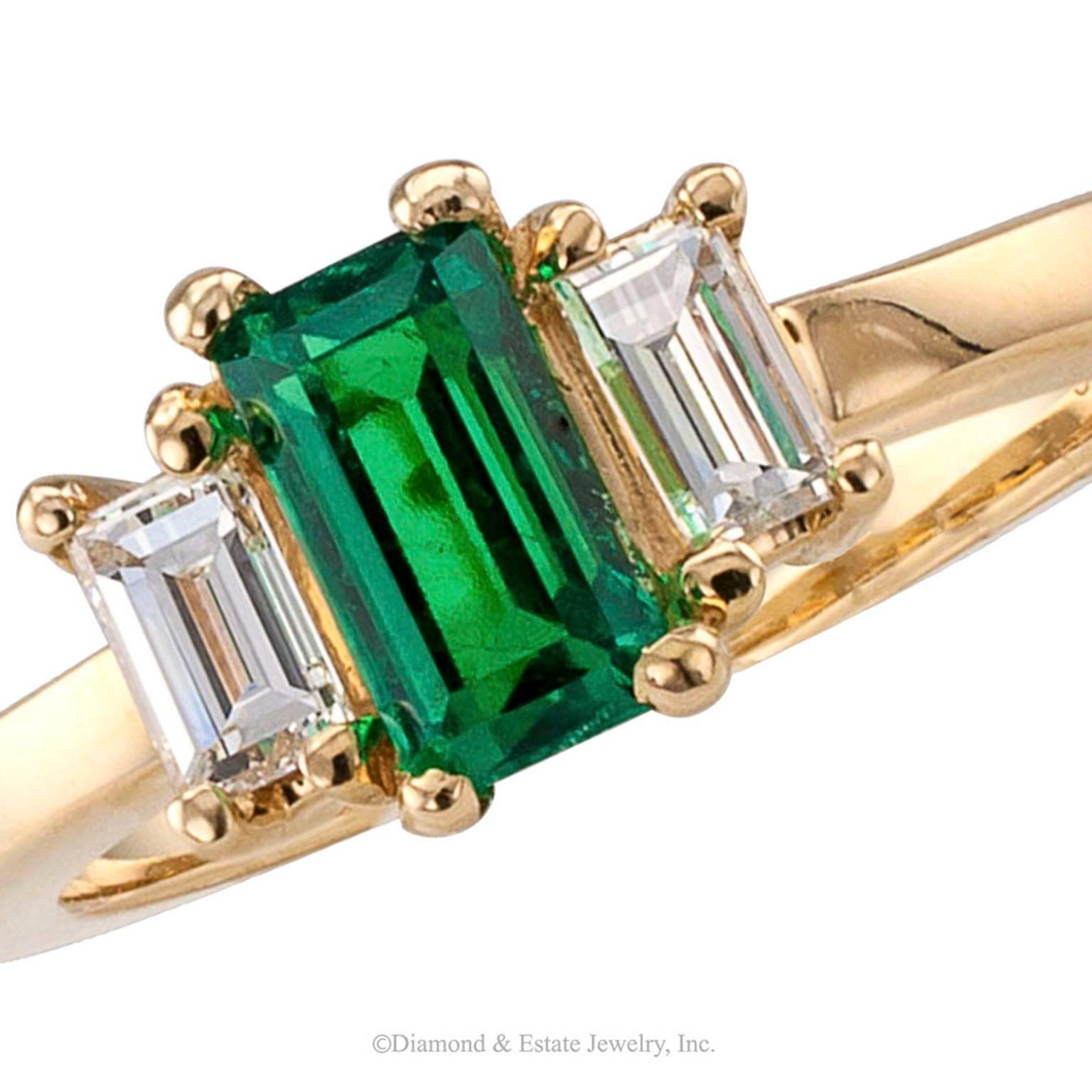 Women's or Men's Emerald-Cut Emerald Diamond Gold Ring