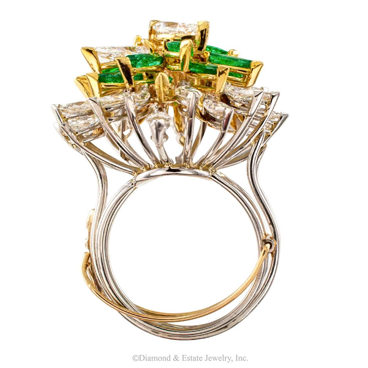 Contemporary 1970s Free-Form Emerald Diamond Gold Cocktail Ring