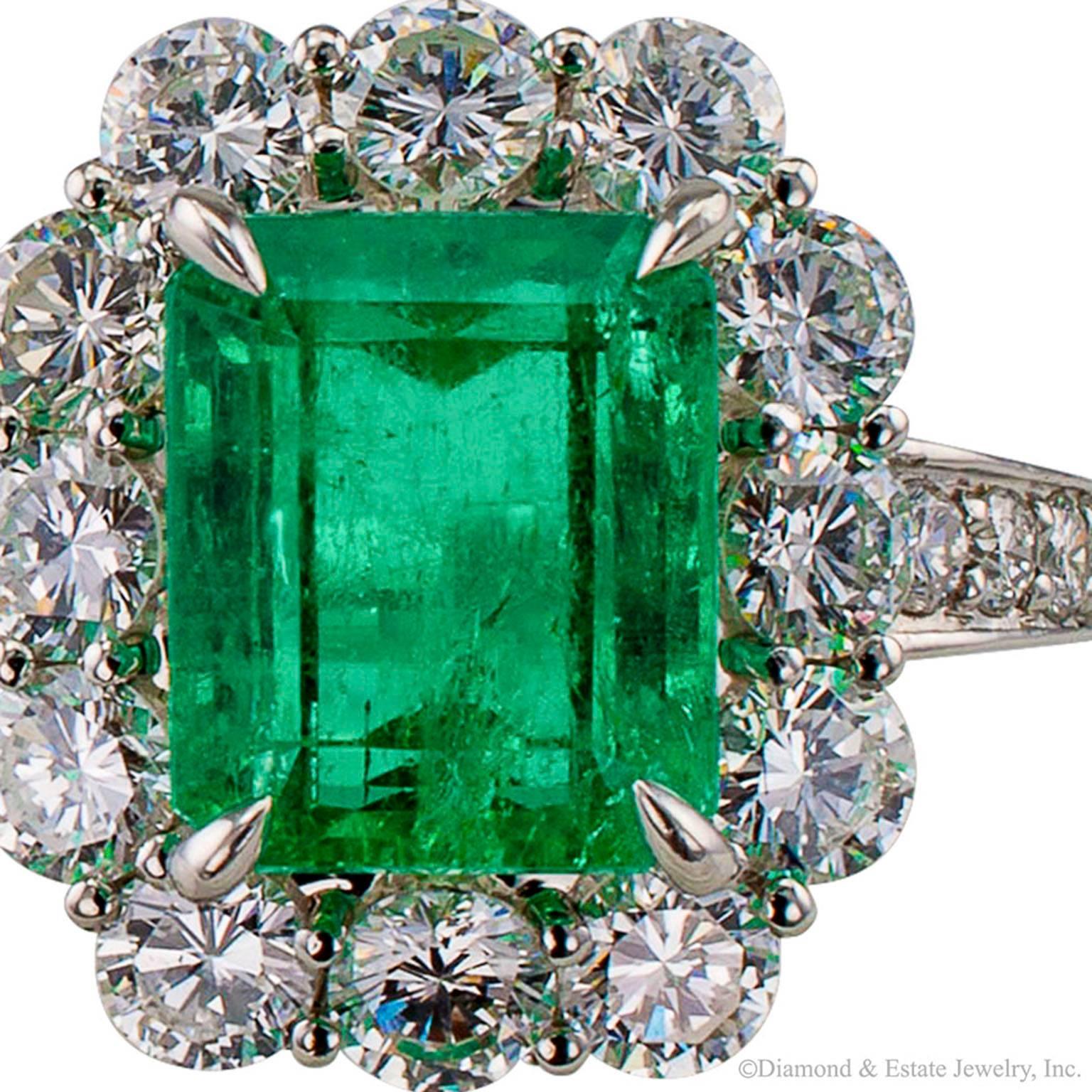 Emerald-Cut 2.93 Carat Colombian Emerald Diamond Platinum Ring 1