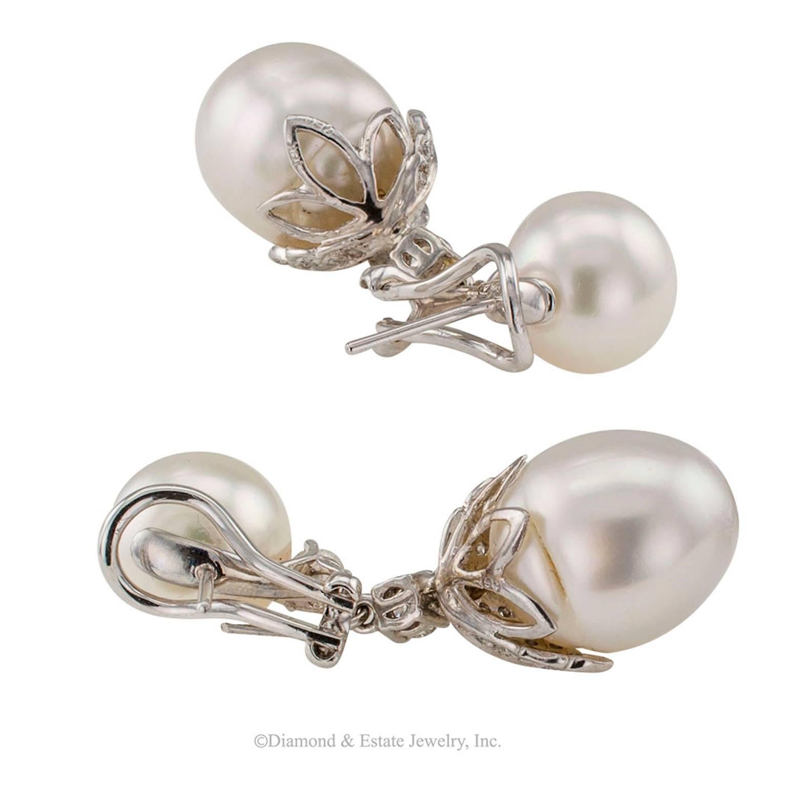 Contemporary Day into Night South Sea Pearl Diamond Gold Earrings