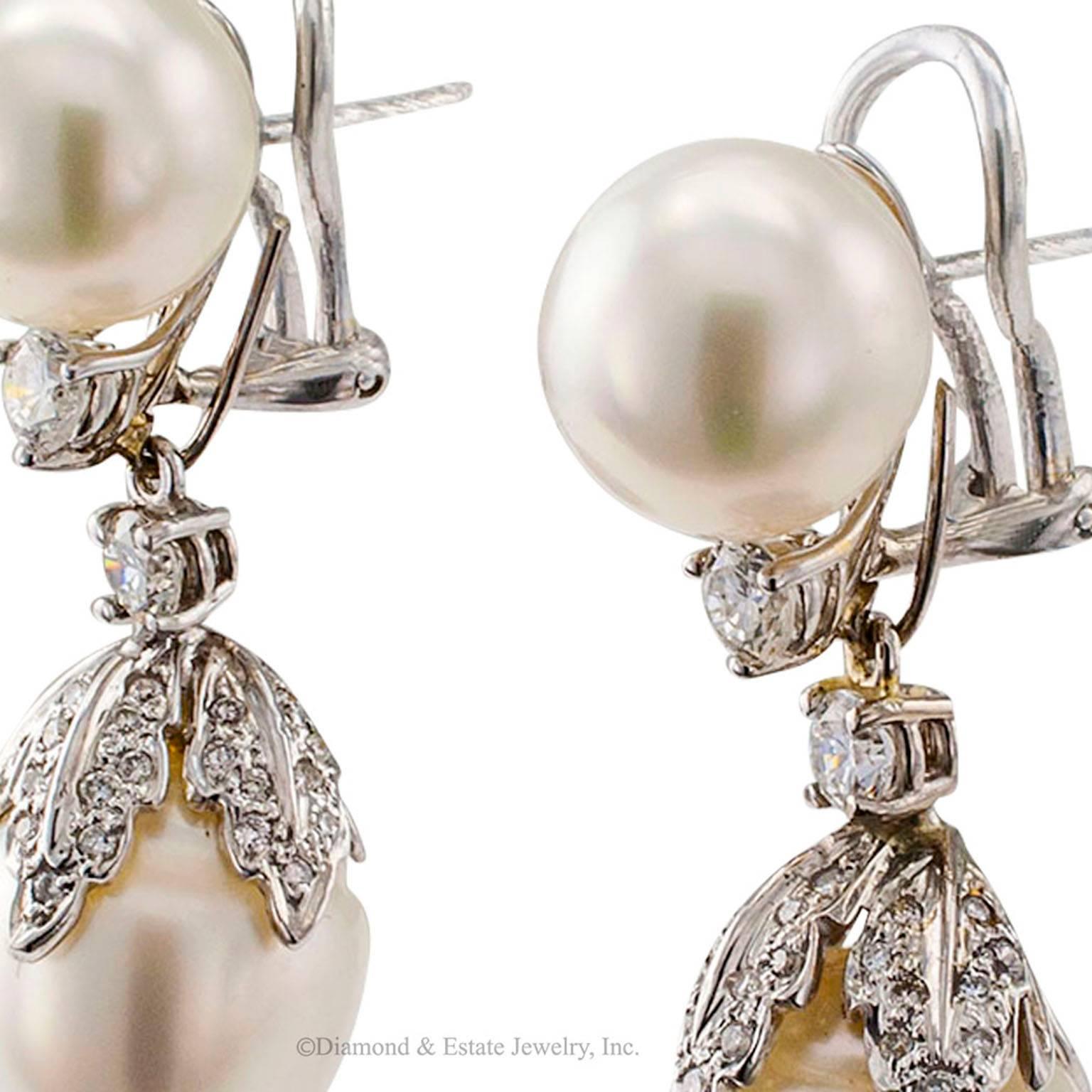Women's Day into Night South Sea Pearl Diamond Gold Earrings