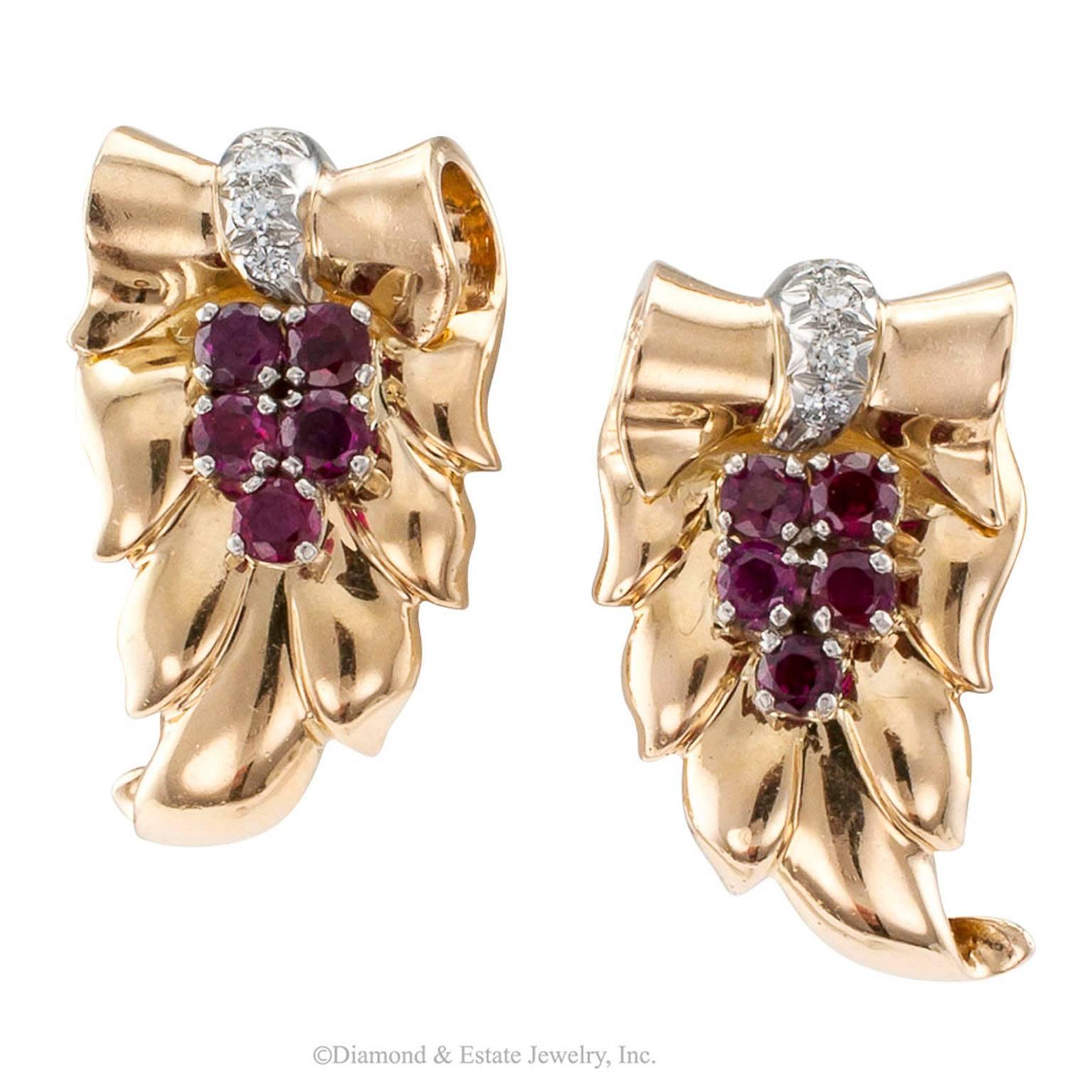 Tiffany & Co. Ruby Diamond Gold Acanthus Leaves Retro Ear Clips In Excellent Condition In Los Angeles, CA
