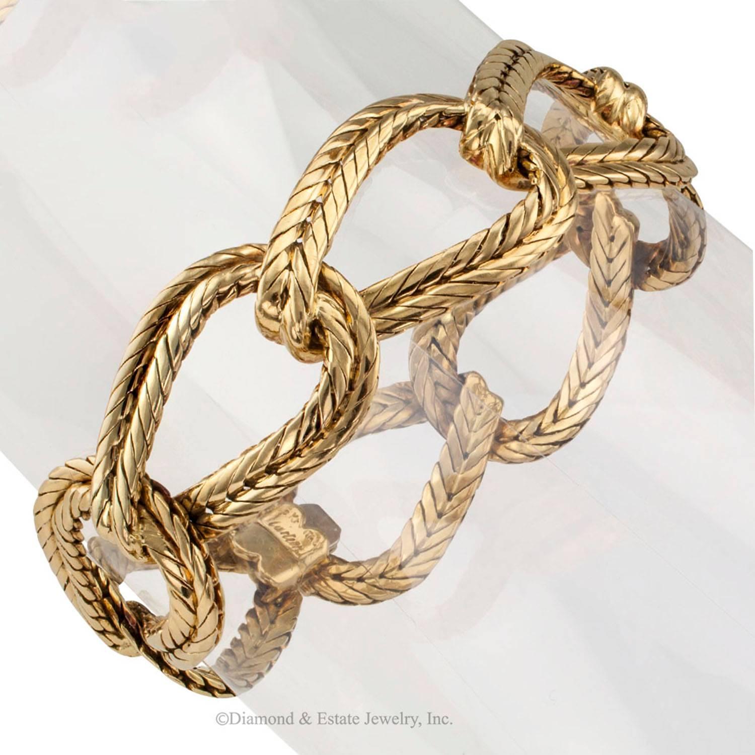 Cartier Wide Open Gold Link Bracelet, 1960s In Excellent Condition In Los Angeles, CA