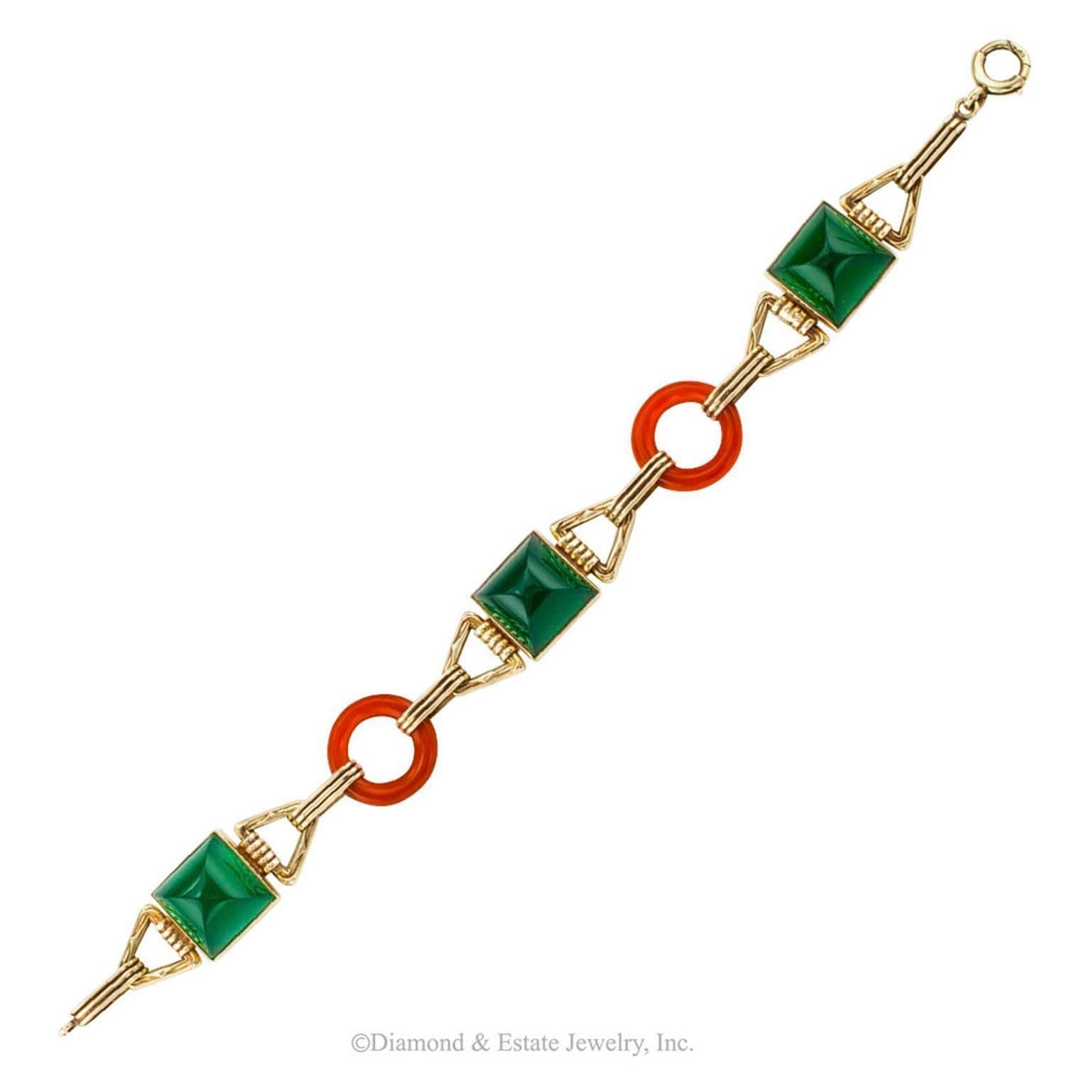 Art Deco 1930s Green Onyx Carnelian Gold Bracelet In Excellent Condition In Los Angeles, CA