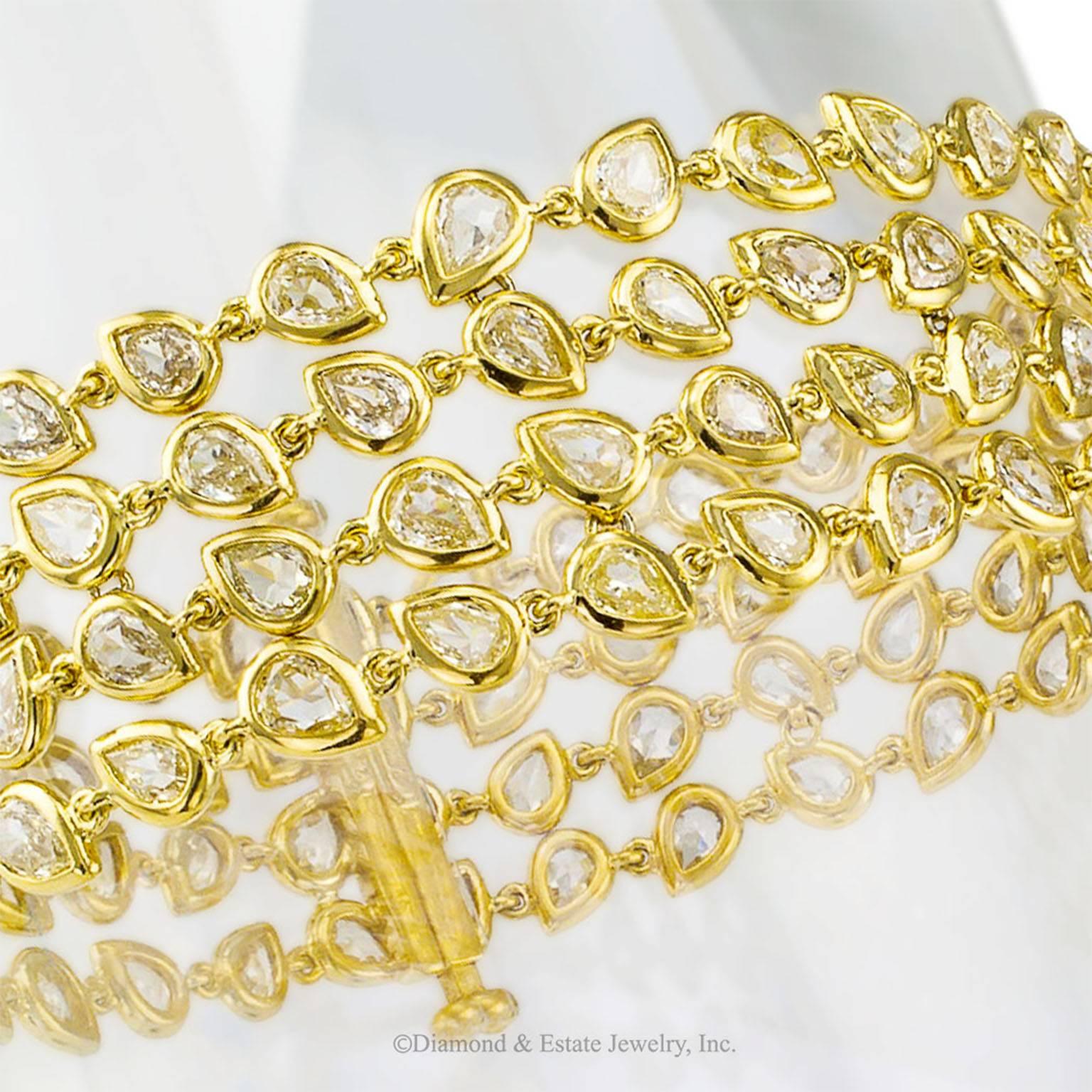11.00 Carat Pear Shaped Diamond Gold Bracelet 2