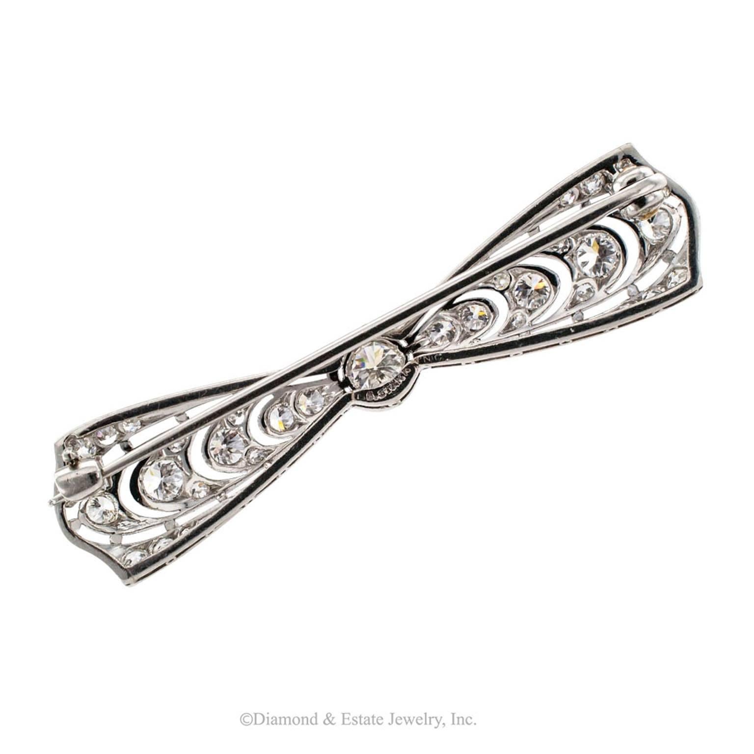 T B Starr Edwardian Diamond Platinum Bow Brooch In Excellent Condition In Los Angeles, CA