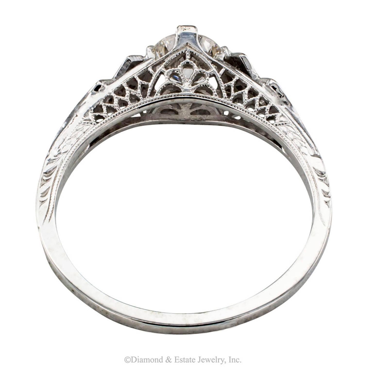 Art Deco 0.47 Carat Diamond White Gold Engagement Ring 2