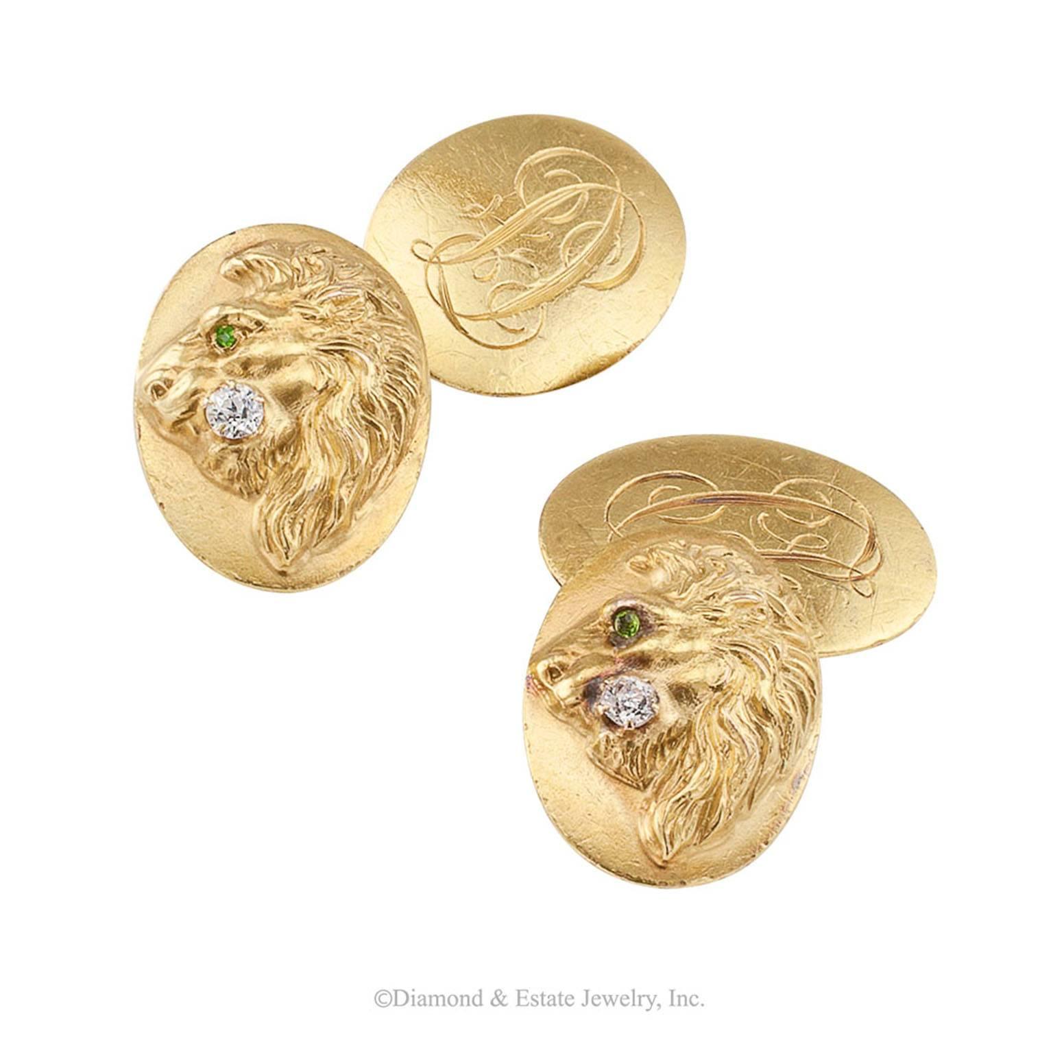Art Nouveau Demantoid Diamond Gold Lion Head Cufflinks In Excellent Condition In Los Angeles, CA