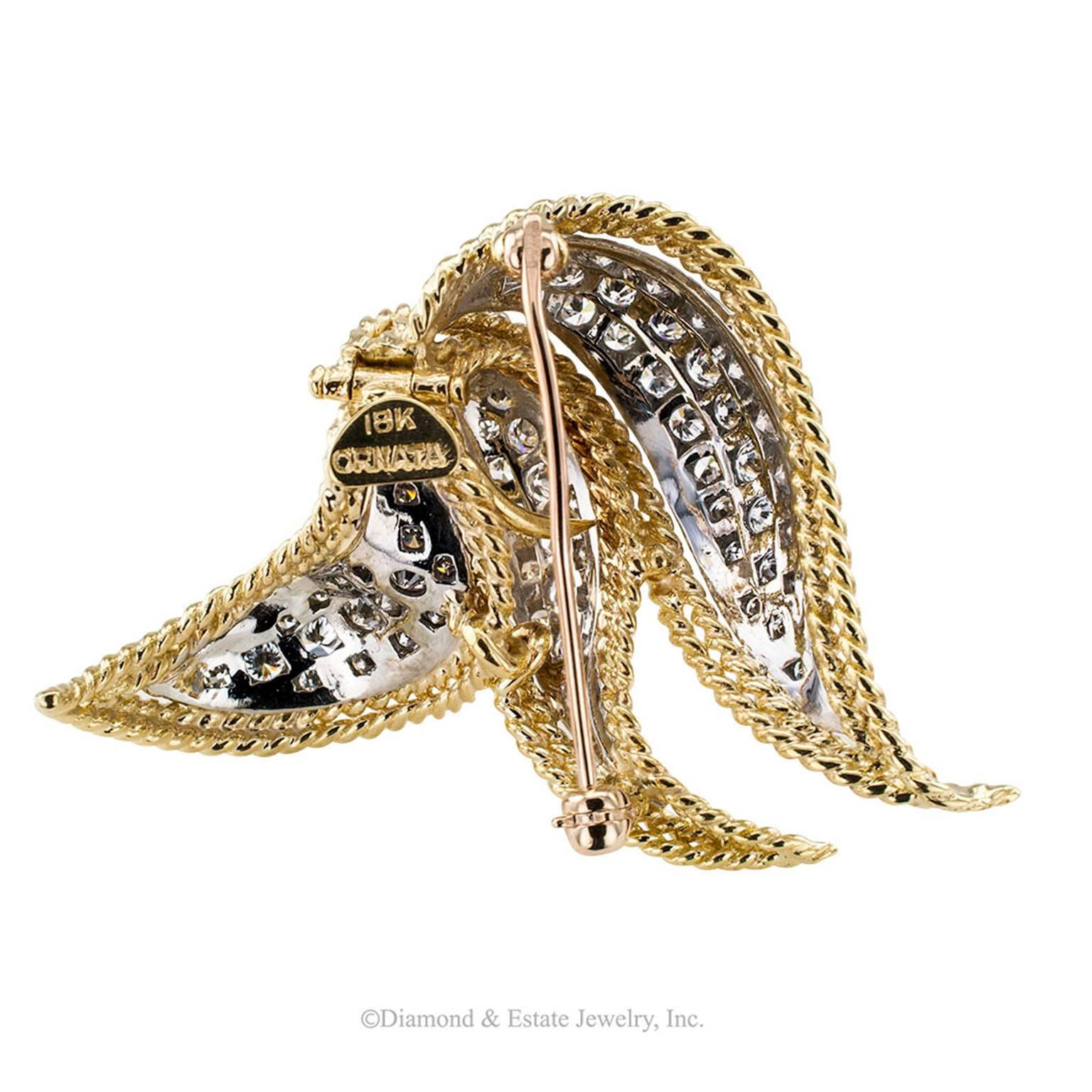1970s Scarf Brooch And Diamond Gold Brooch In Excellent Condition In Los Angeles, CA