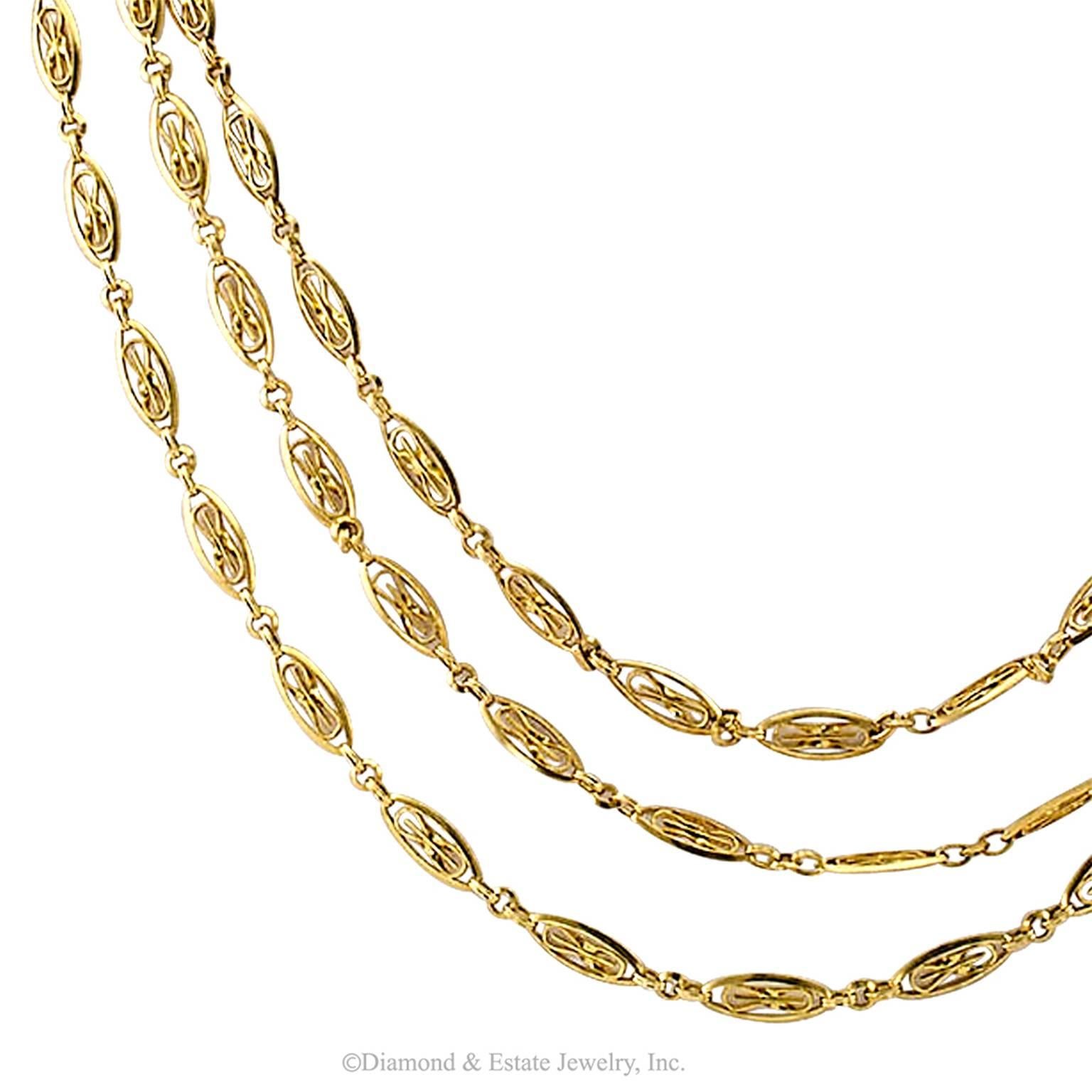 Women's French Antique 1905 Long Chain Necklace
