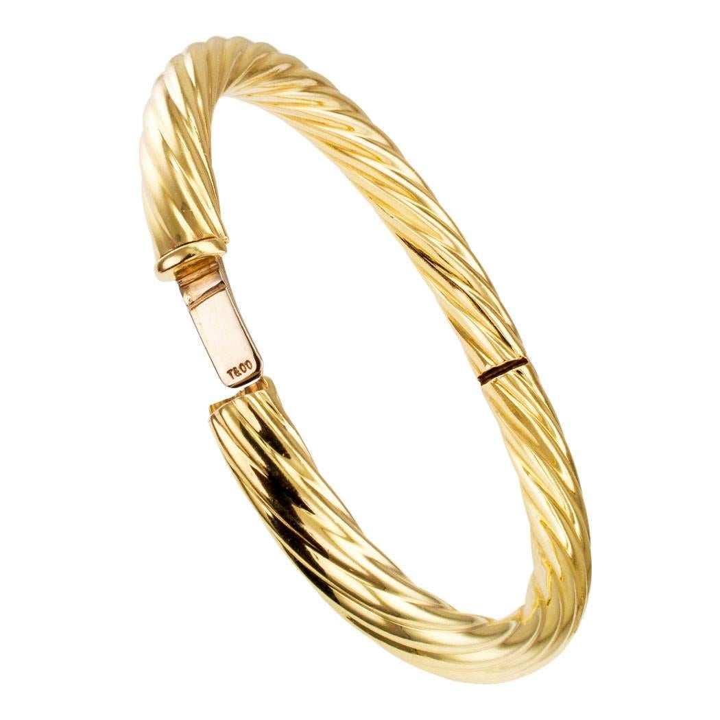 Tiffany & Co 1980s Fluted Gold Bangle In Excellent Condition In Los Angeles, CA