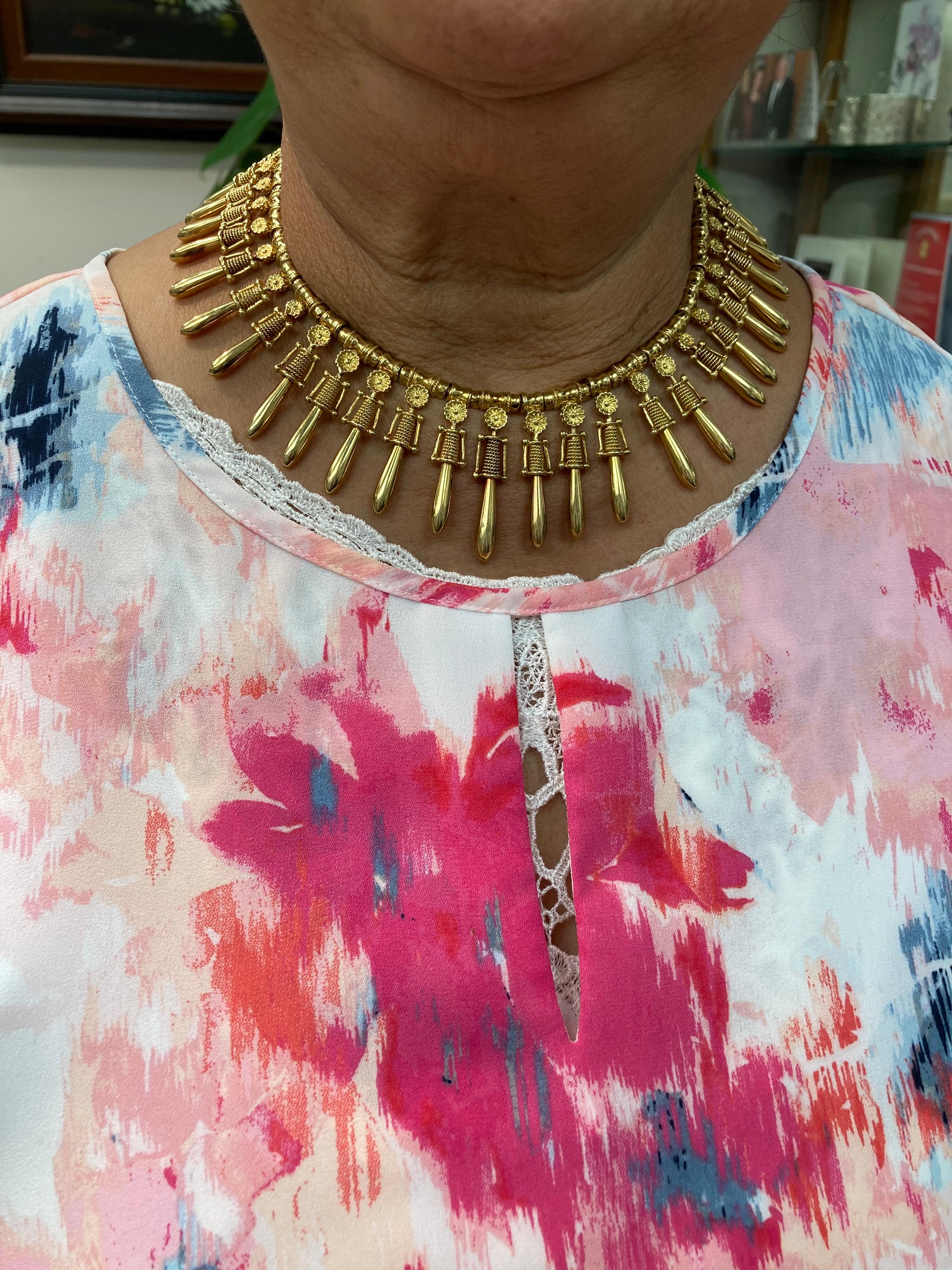 Lalaounis Yellow Gold Fringe Necklace In Good Condition In Los Angeles, CA