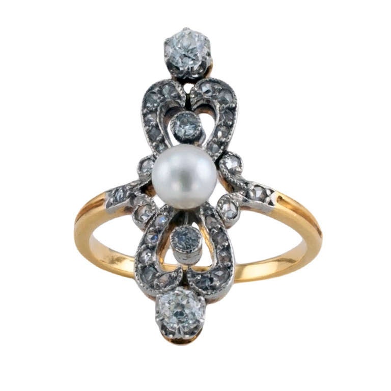  Edwardian Pearl Diamond Gold Ring Circa 1910 In Excellent Condition In Los Angeles, CA