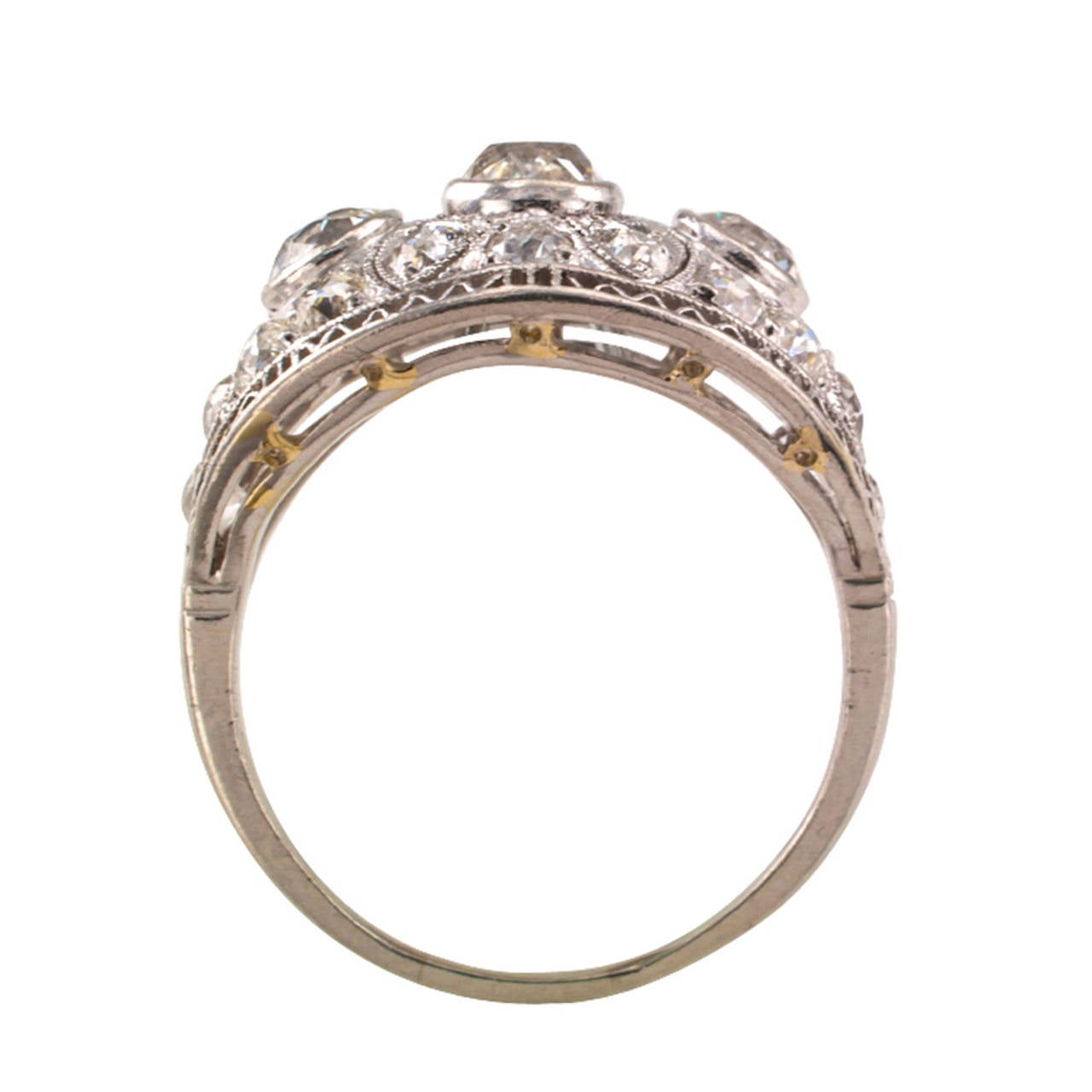 Edwardian Diamond Platinum Engagement Ring In Excellent Condition In Los Angeles, CA