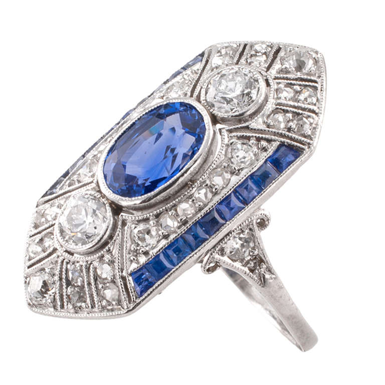 Unique Art Deco Sapphire Diamond Dinner Ring In Excellent Condition In Los Angeles, CA
