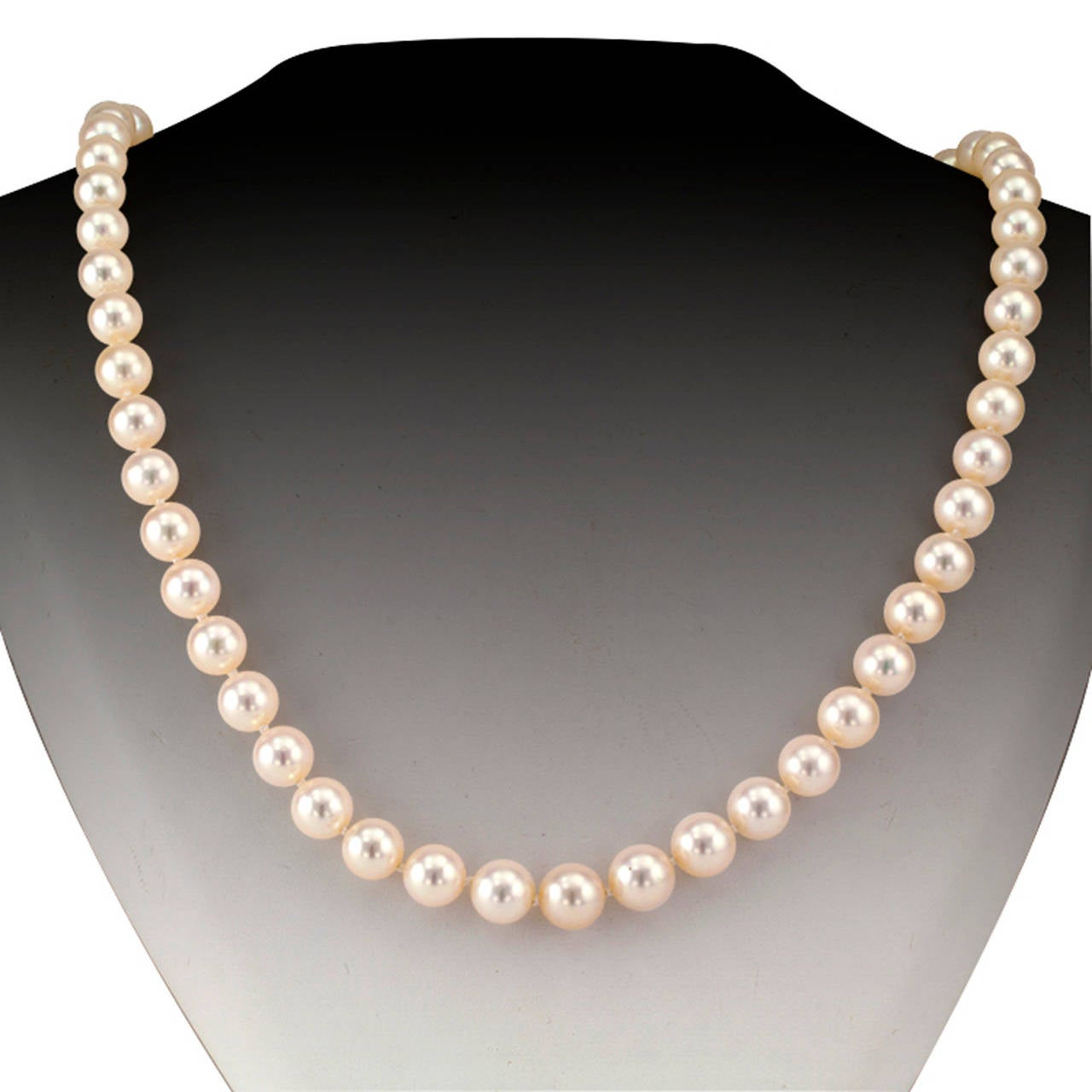 Estate Cultured Pearl Necklace

Leo Tolstoy describes Anna Karenina as she enters a ballroom wearing a simple black velvet dress, 