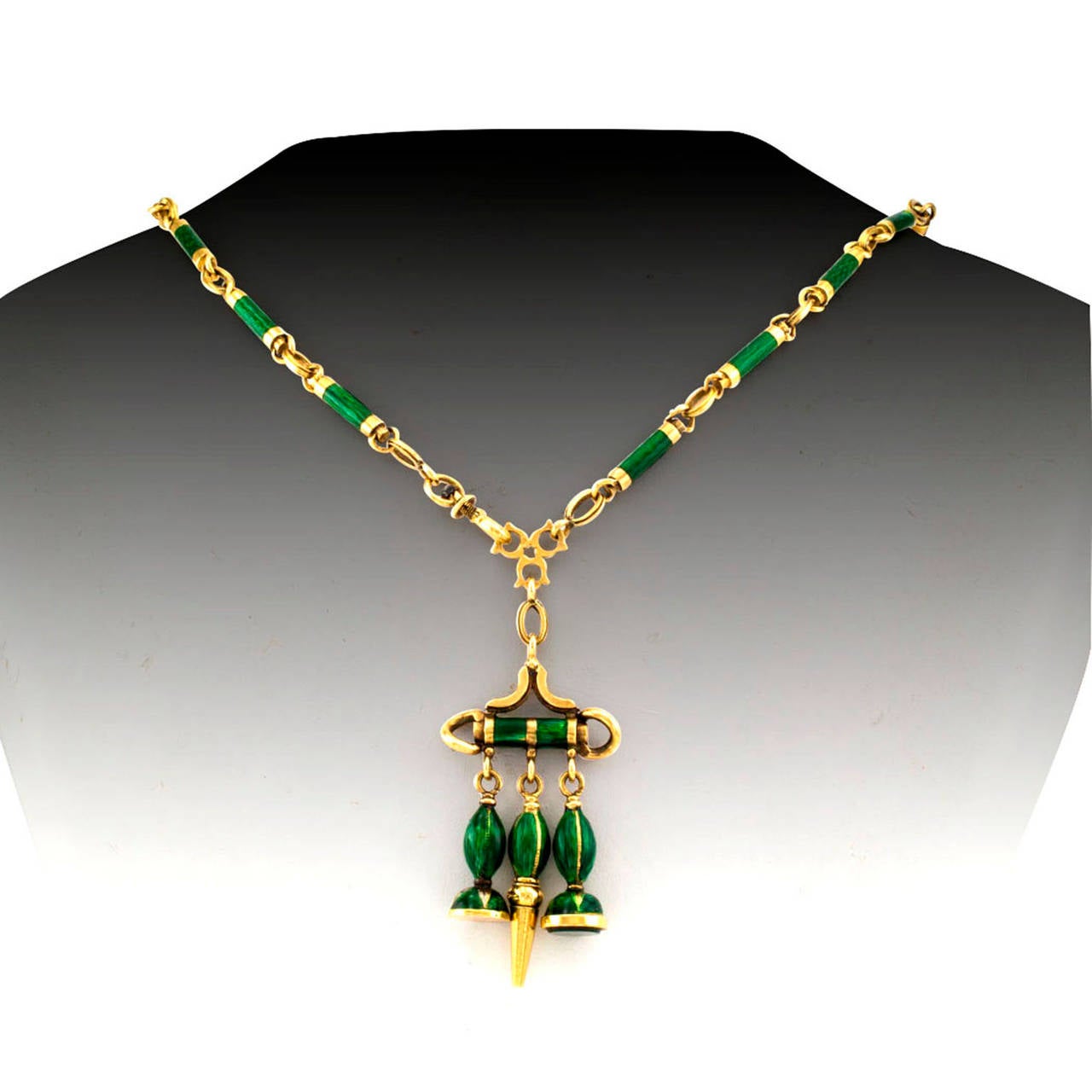 Victorian Antique French Green Enamel Gold Necklace