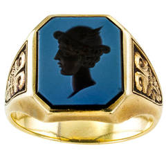 Art Nouveau Gentleman's Hardstone Intaglio Gold Ring