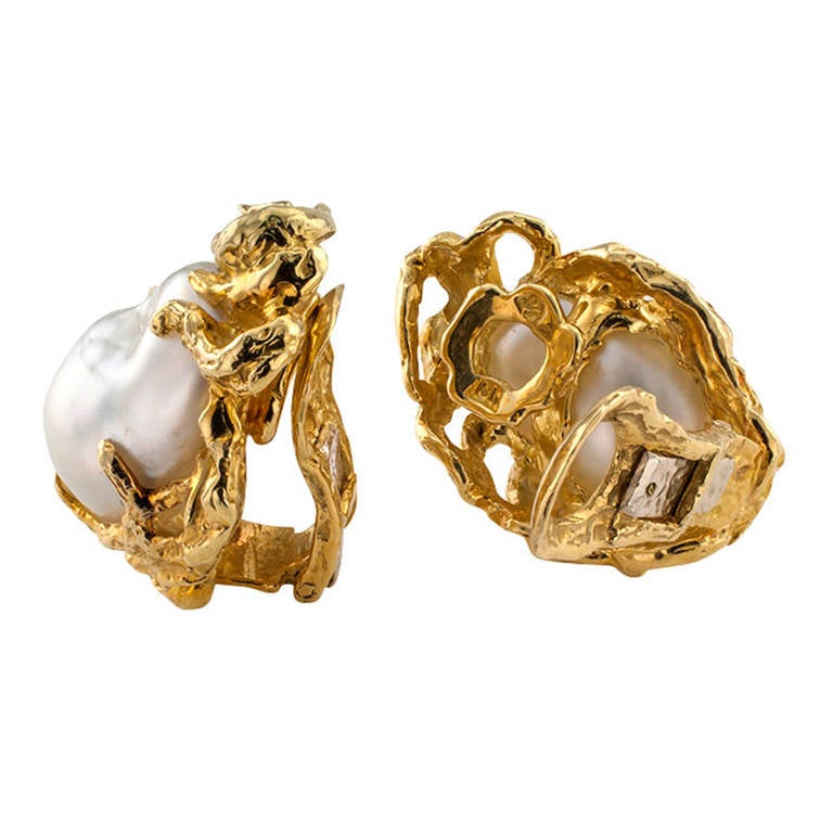 Arthur King Baroque South Sea Pearl Gold Ear Clips In Excellent Condition In Los Angeles, CA