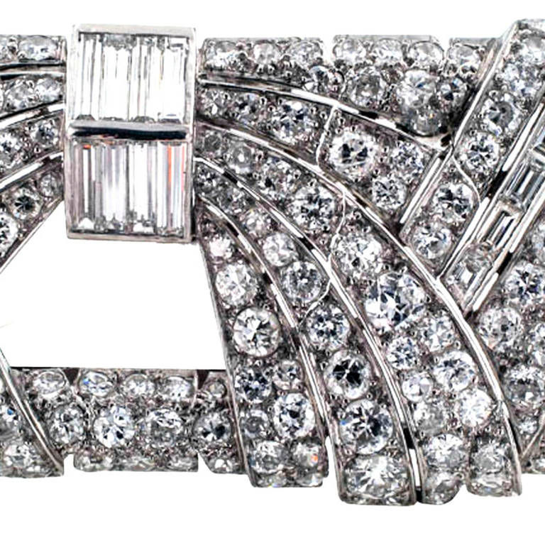 Art Deco French Diamond Platinum Rectangular Brooch In Excellent Condition In Los Angeles, CA