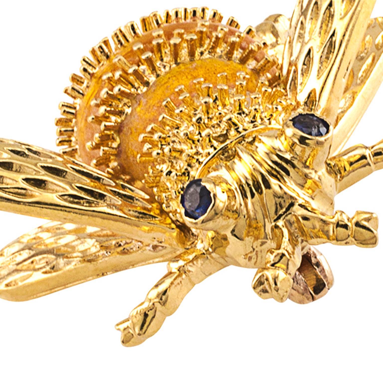 Sapphire Enamel Gold Bee Brooch In Excellent Condition In Los Angeles, CA