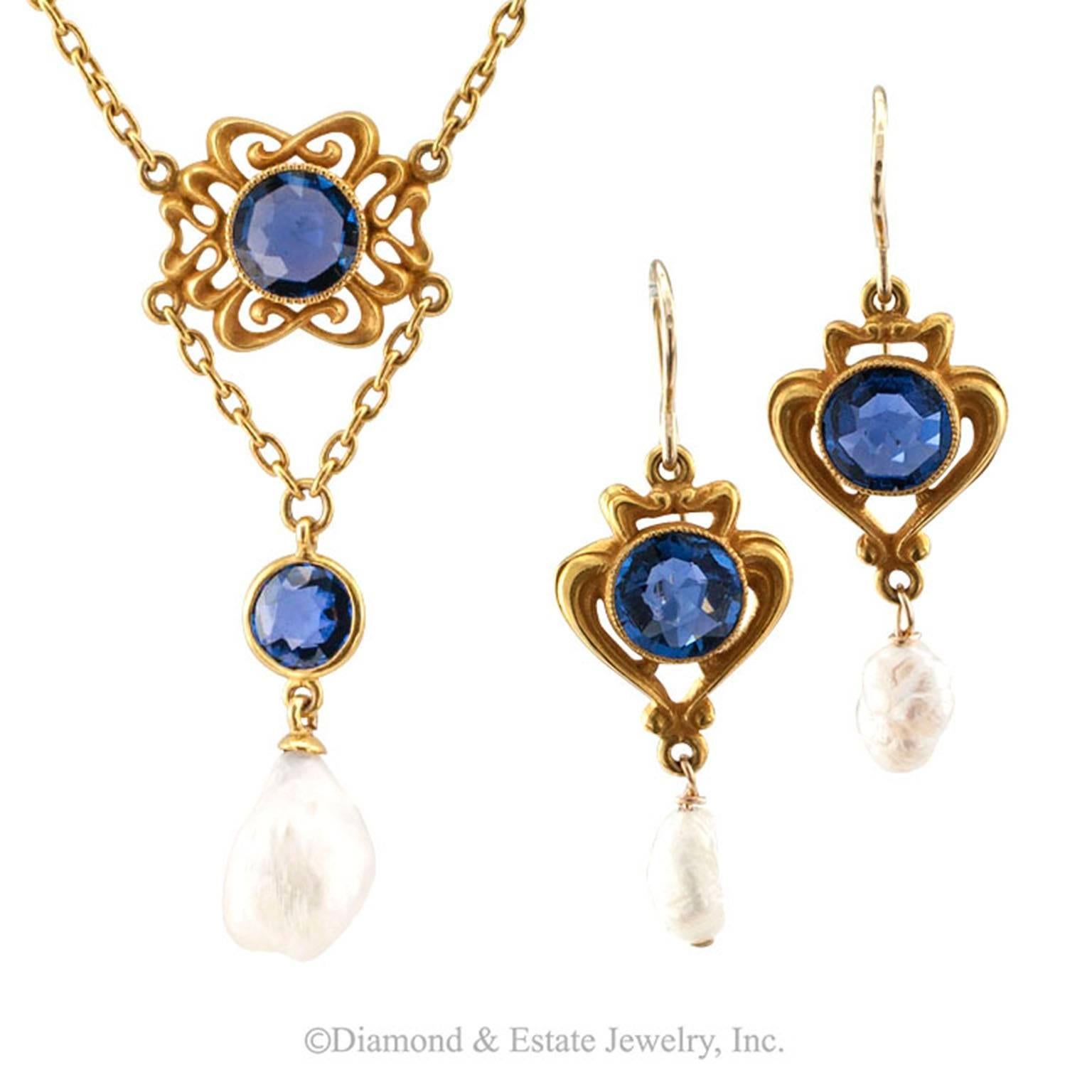 Krementz Art Nouveau Sapphire Pearl Drop Earrings In Excellent Condition In Los Angeles, CA