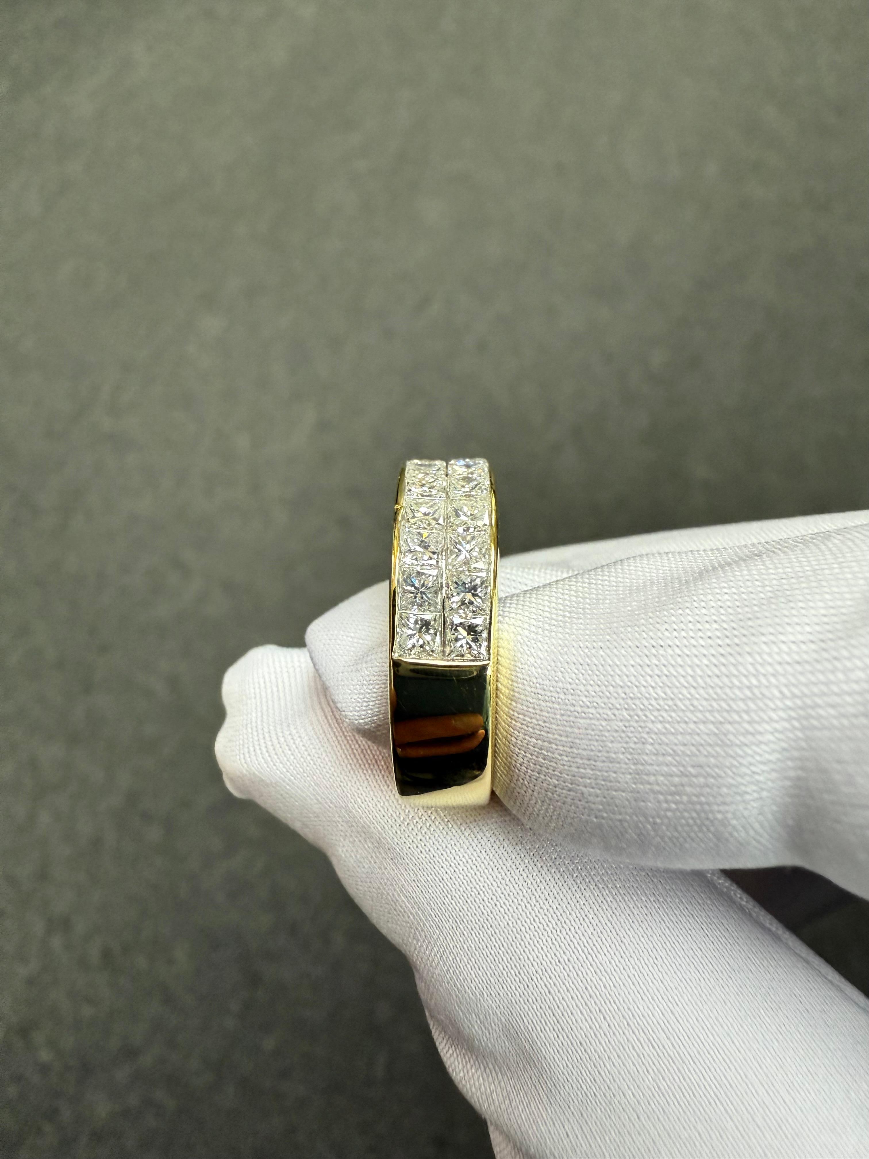 Anello Ambar con diamante quadrilione a due file in oro giallo 18k in vendita 4