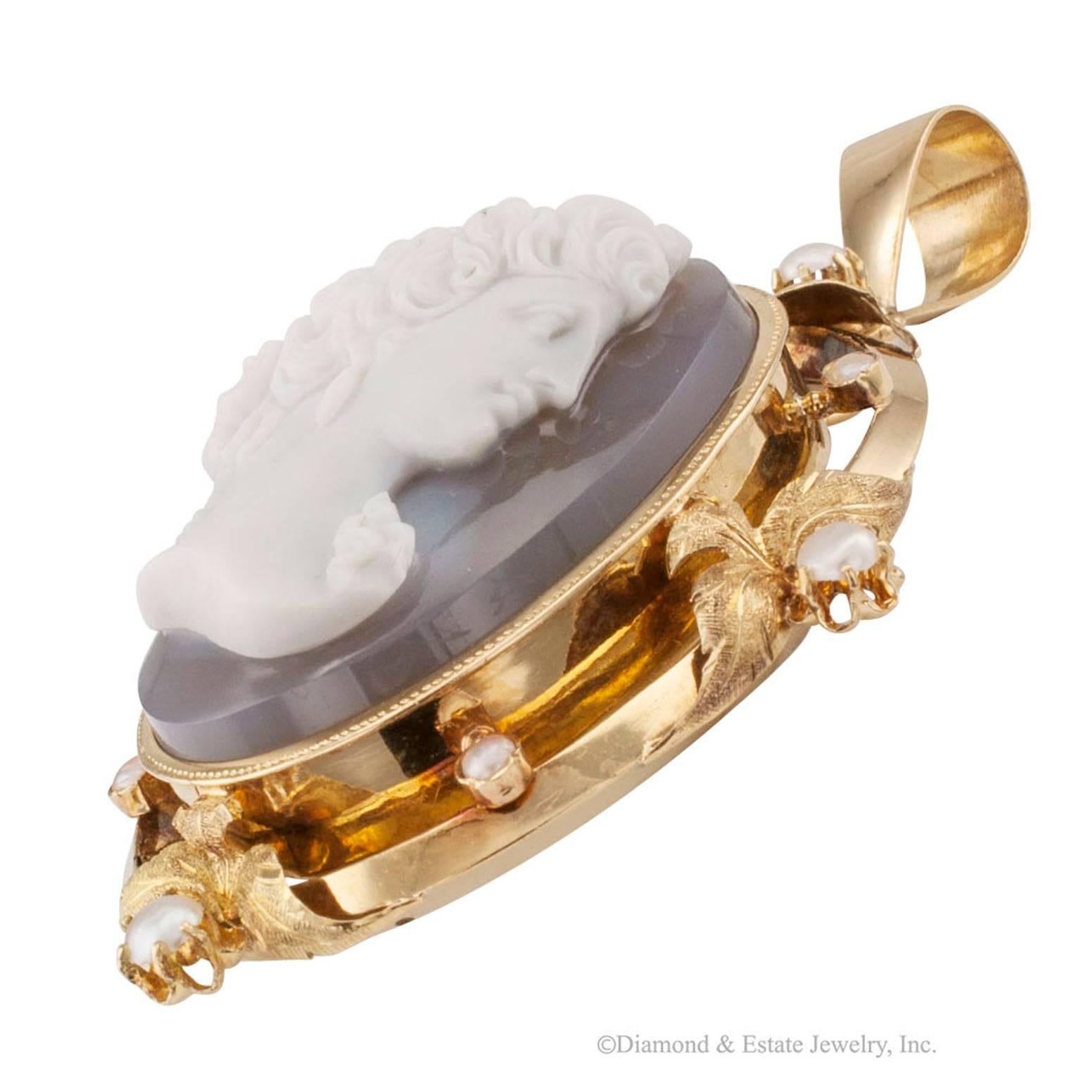 1850s Victorian Hard Stone Cameo Pearl Gold Pendant In Excellent Condition In Los Angeles, CA