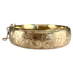 Vintage 1967 Birmingham Wide Engraved Bangle Bracelet 9k Yellow Gold