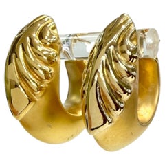 Boucles d'oreilles créoles sculptées « Puffy » de Charles Garnier, en or jaune 18 carats