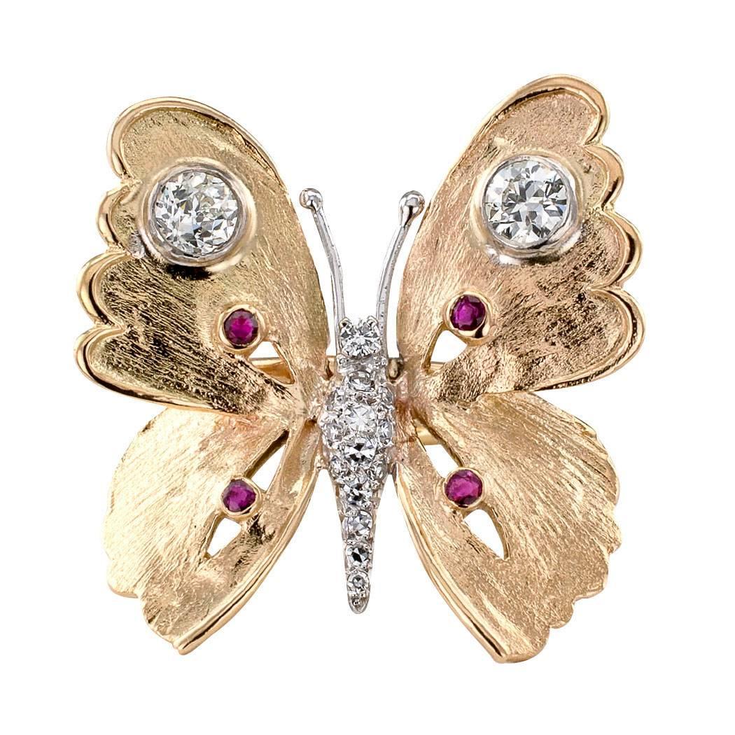 1970s Butterfly Diamond Ruby Gold Ring In Excellent Condition In Los Angeles, CA