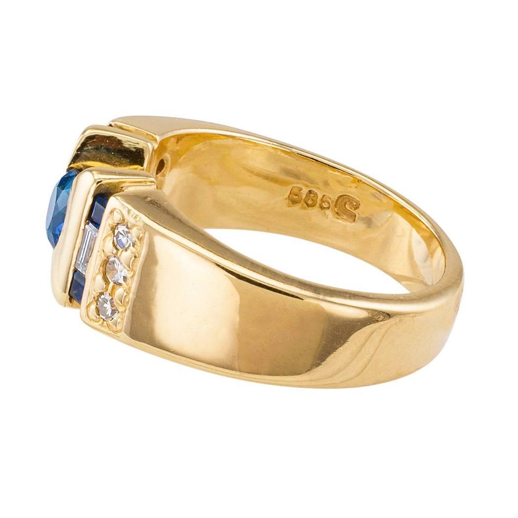 Round Cut 1970s Sapphire Diamond Gold Ring Band
