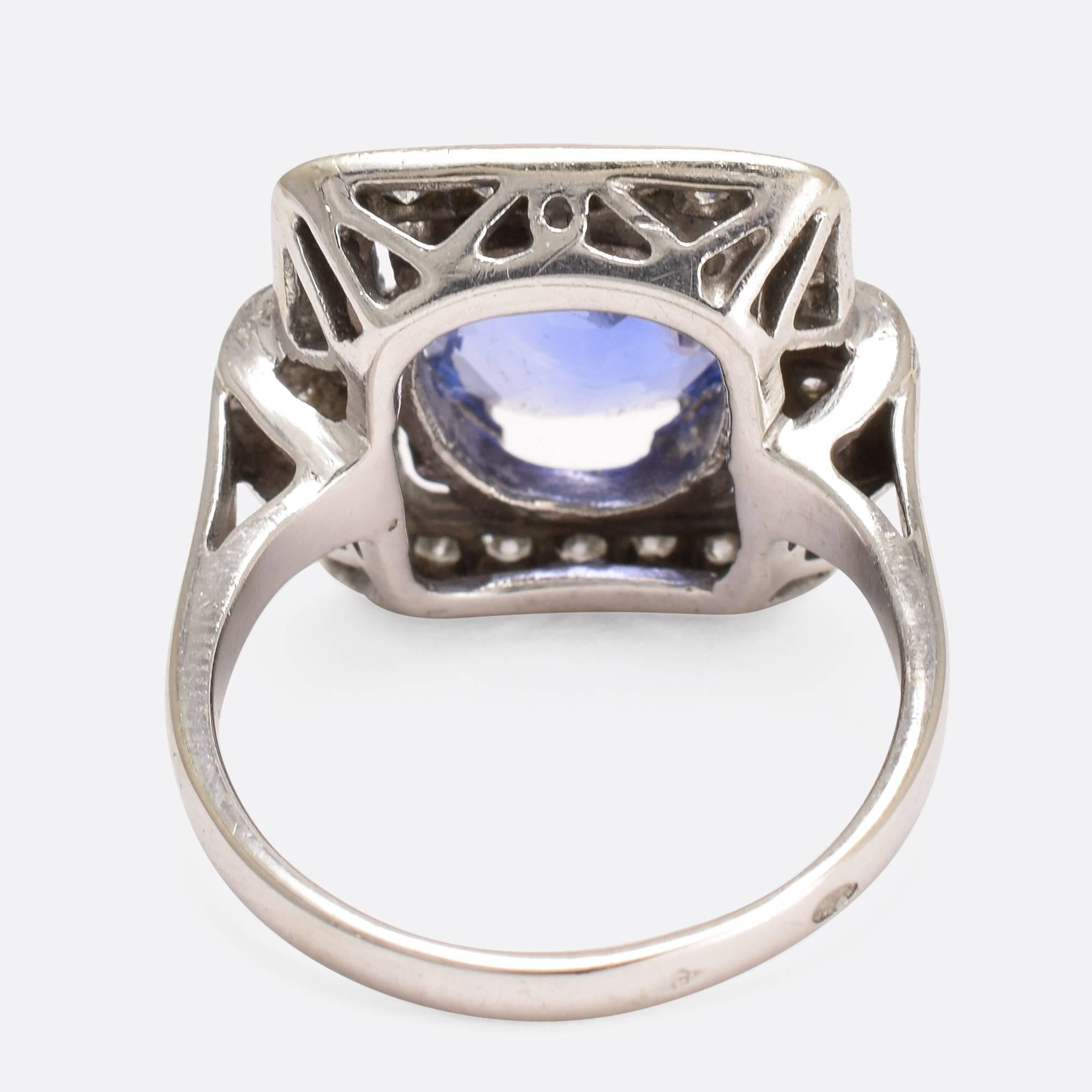 1920s Art Deco Cornflower Sapphire Diamond Ring In Excellent Condition In Sale, Cheshire