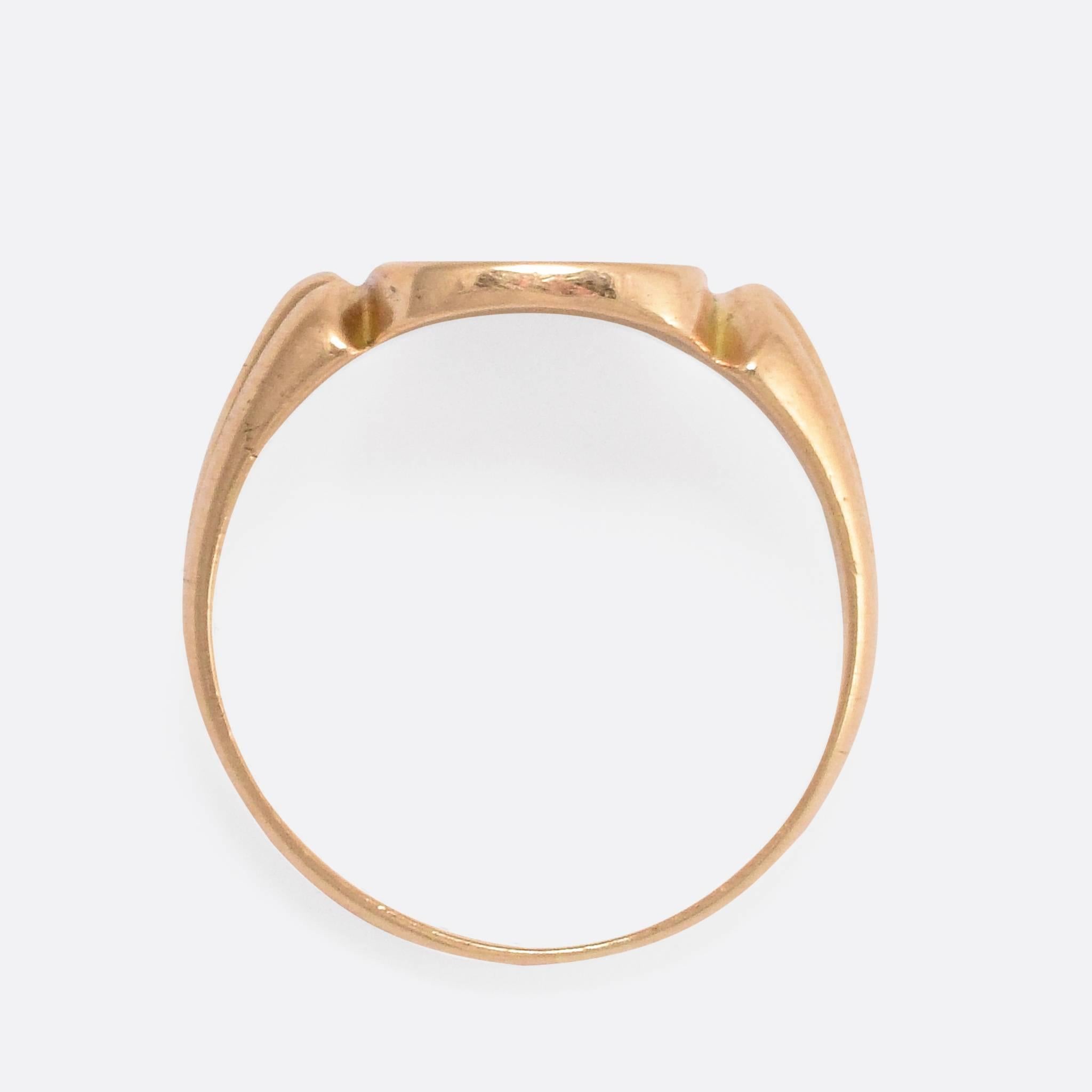 Women's or Men's Edwardian Friendship Intaglio Gold Signet Ring