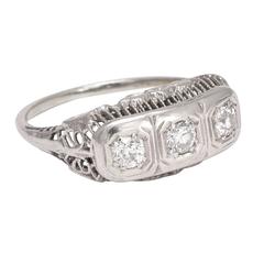 1930s Art Deco Trilogy Diamond Filigree Ring