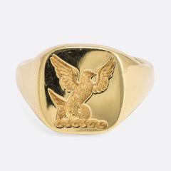 Contemporary Heraldic Intaglio Gold Signet Ring
