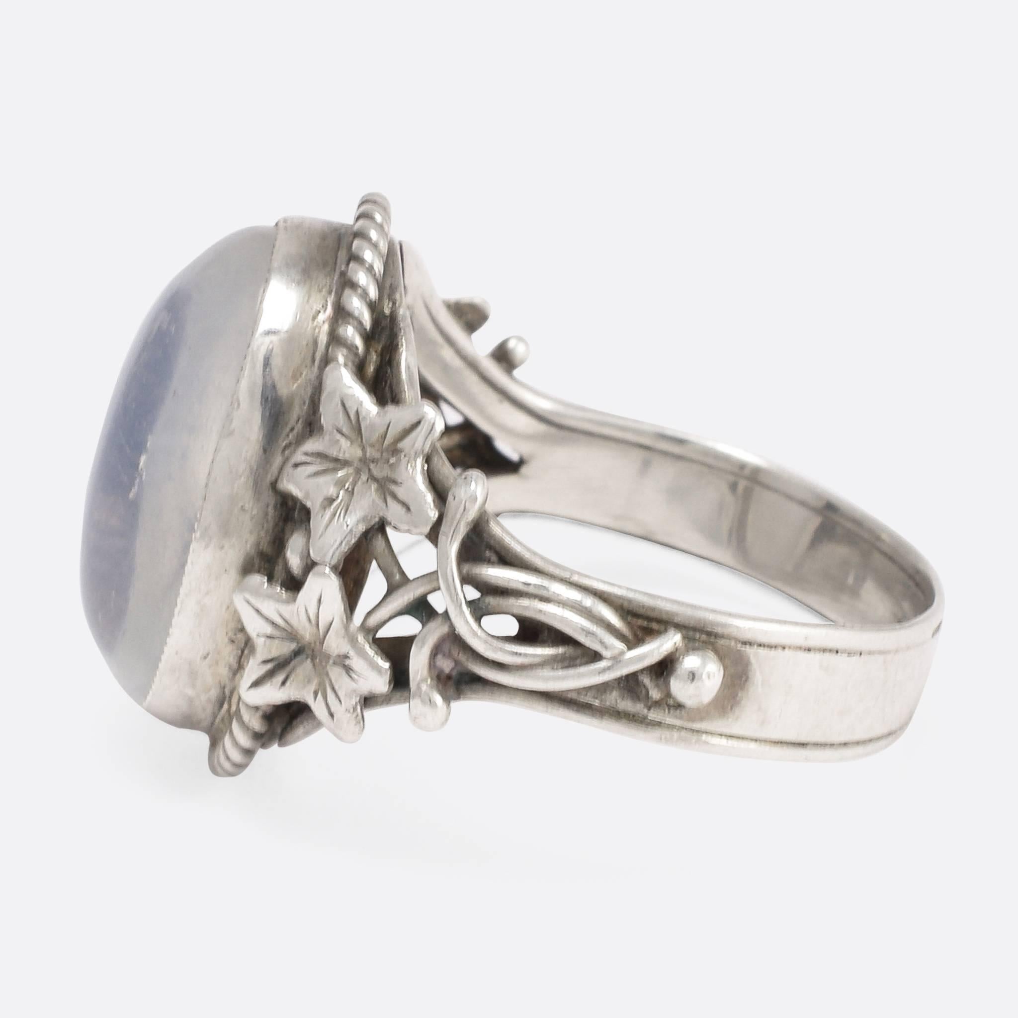 vintage silver moonstone ring