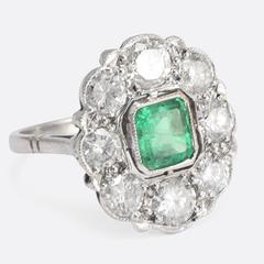 1920s Art Deco Emerald Diamond Flower Cluster Ring