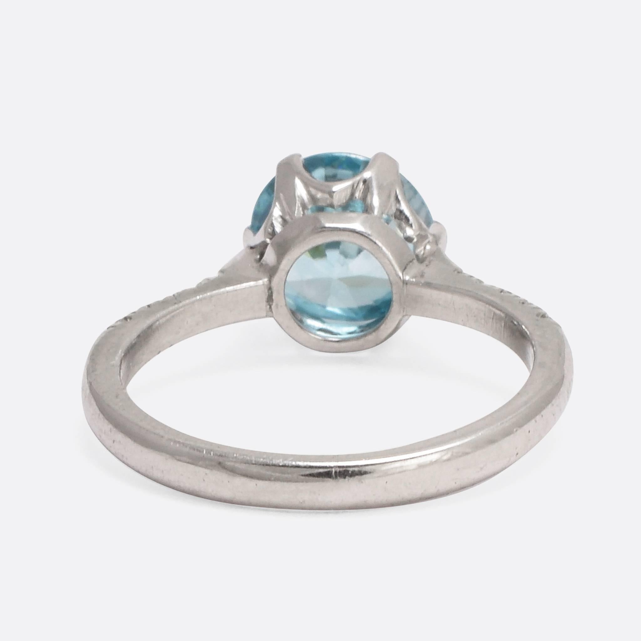 Women's Art Deco Zircon Diamond Solitaire Ring