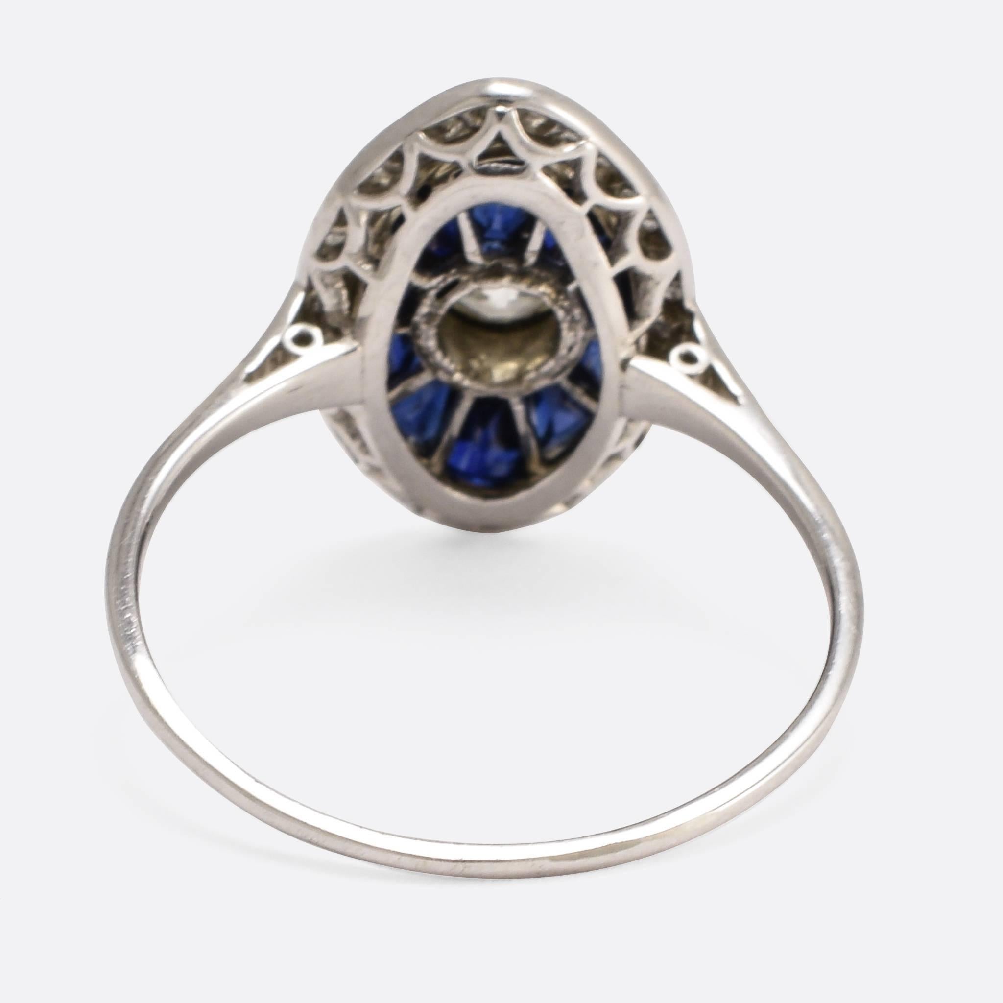 1920s Art Deco Sapphire Eye Diamond Platinum Ring In Excellent Condition In Sale, Cheshire