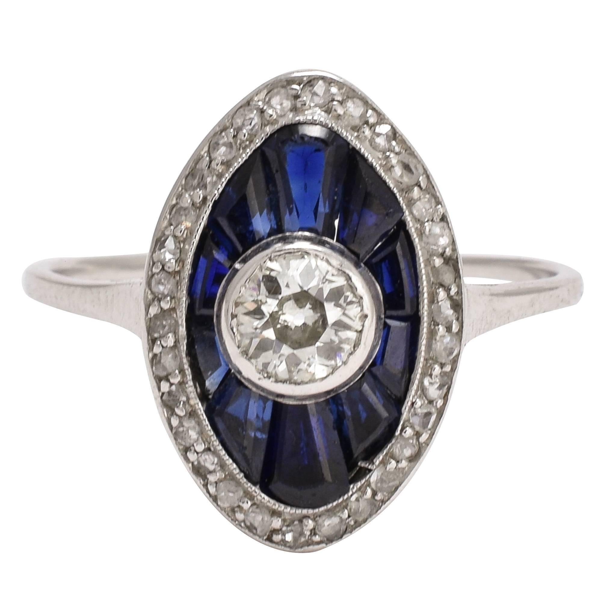 1920s Art Deco Sapphire Eye Diamond Platinum Ring