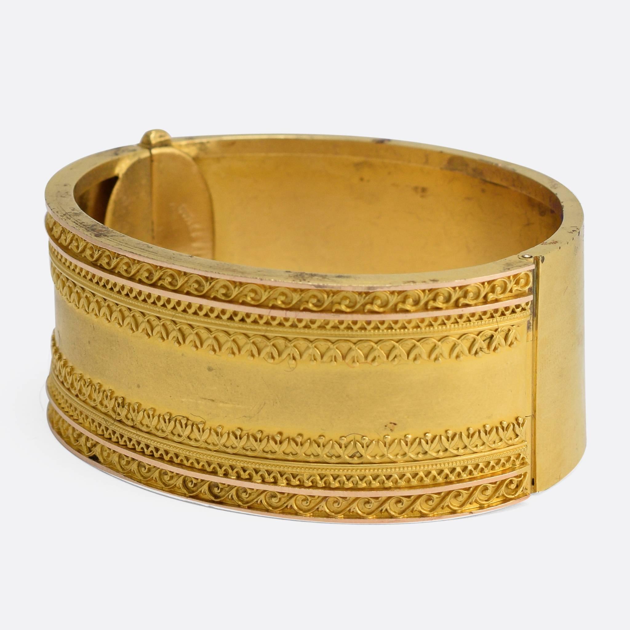 Antique Etruscan Revival 15 Karat Gold Bangle In Excellent Condition In Sale, Cheshire