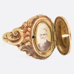 Antique Mid-Victorian Chased Locket Signet Ring