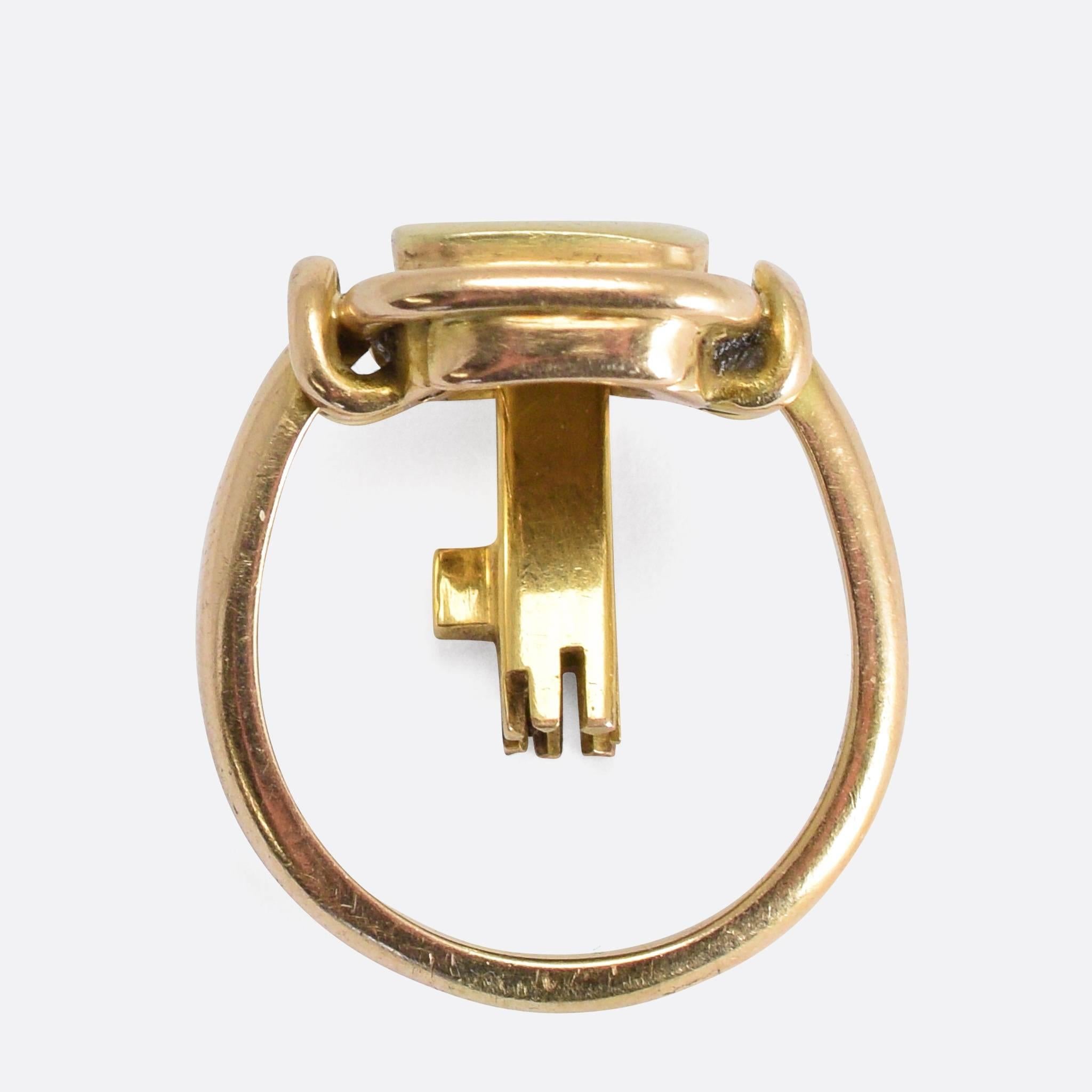 Antique Victorian Bramah Key Gold Signet Ring 1