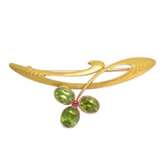 Art Nouveau Russian Demantoid Garnet Flower Brooch