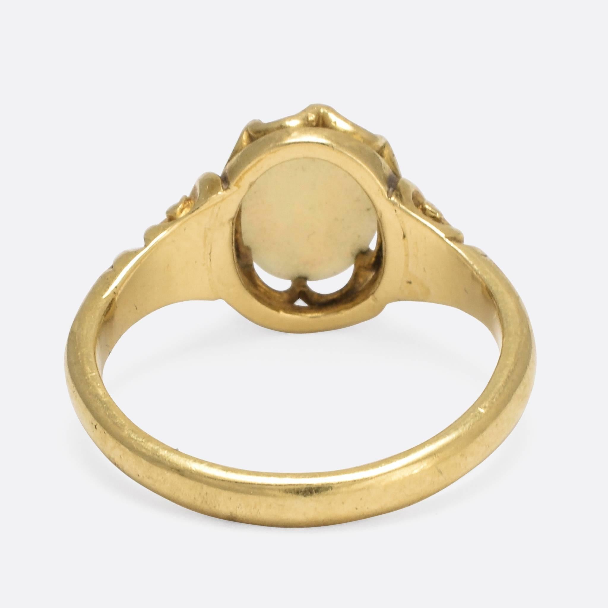 Women's Antique Victorian Opal Scrolled Gold Ring