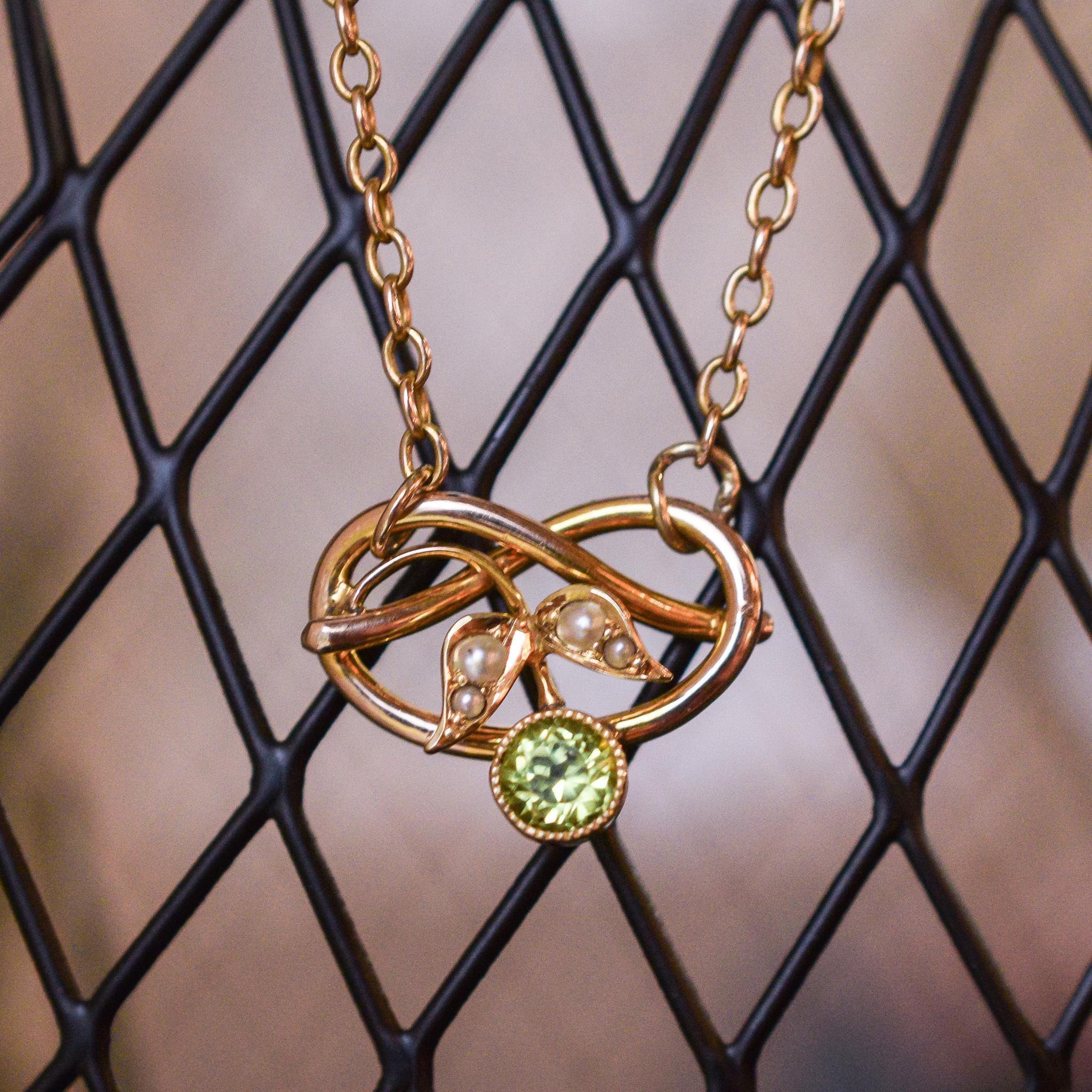Women's Antique Art Nouveau Peridot Pearl Lover's Knot Necklace