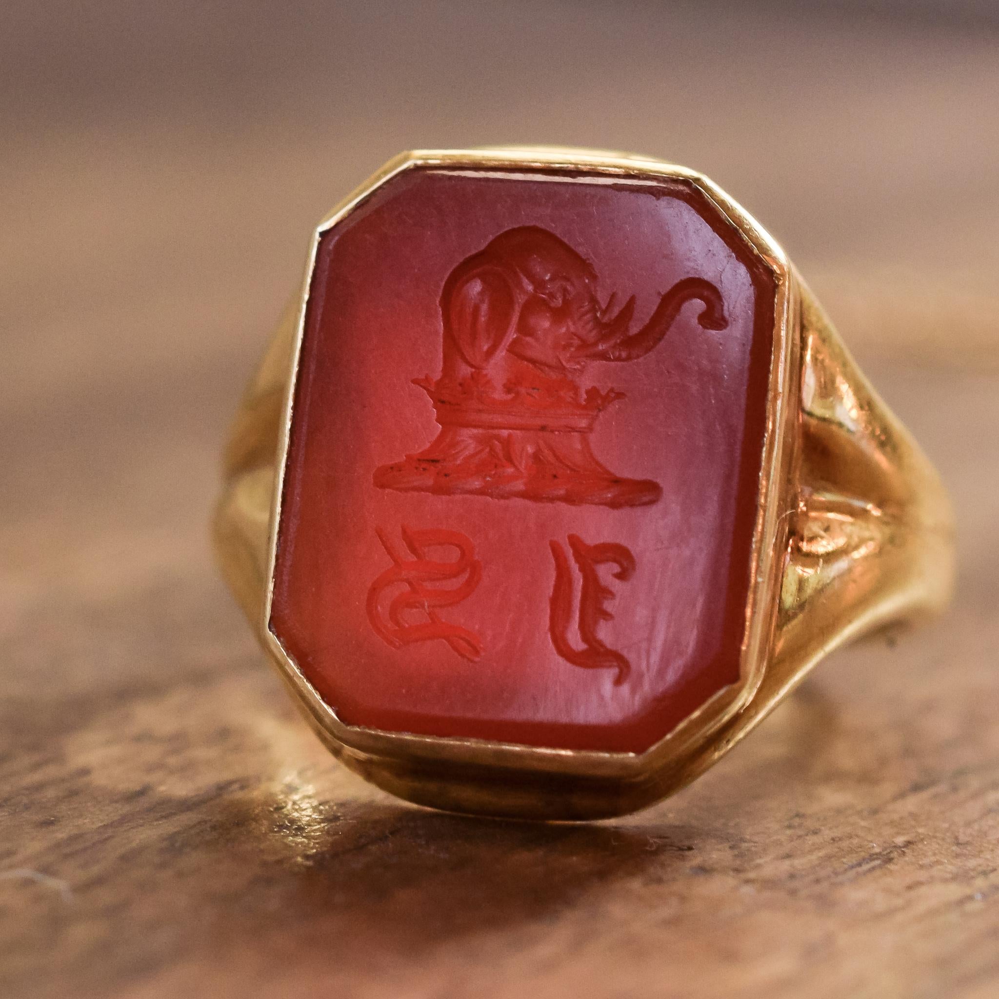 Antique Victorian Carnelian Elephant Intaglio Signet Ring 1