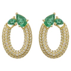 Oval Earrings in 18 Karat Yellow Gold with Diamonds And Emeralds