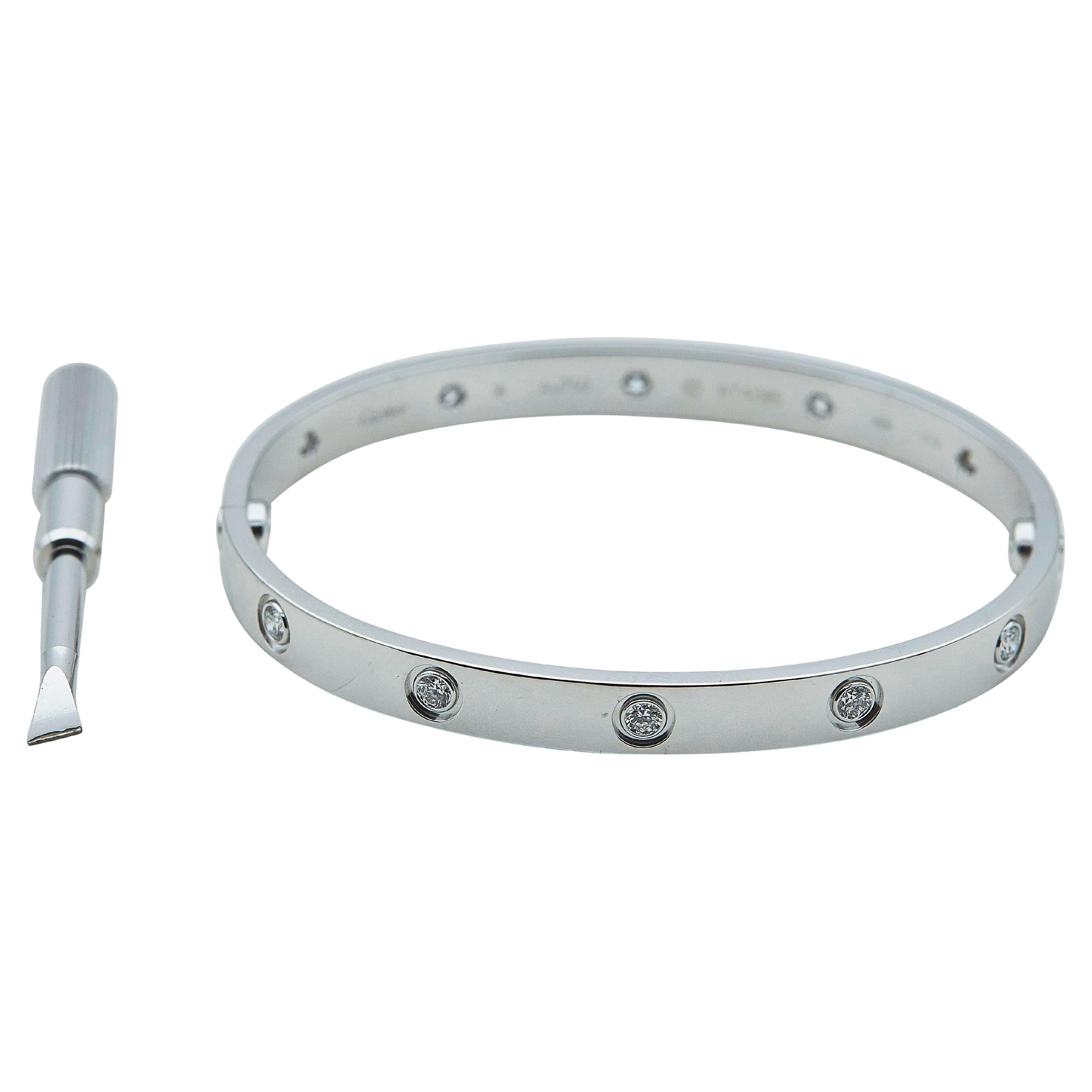 Cartier Love Bracelet Modèle Classique Or Blanc 18K 10 Diamants Taille 18 en vente